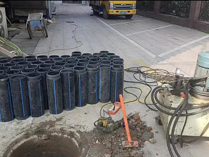 朔州PE置换管厂家 DN315置换管 非开挖管短管置换